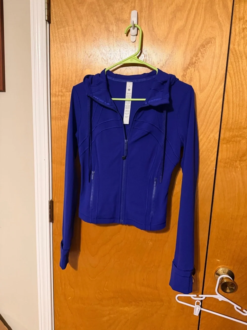 Lululemon Define Cropped Hooded Jacket Nulu in Deep Sea Blue - Picture 2 of 8